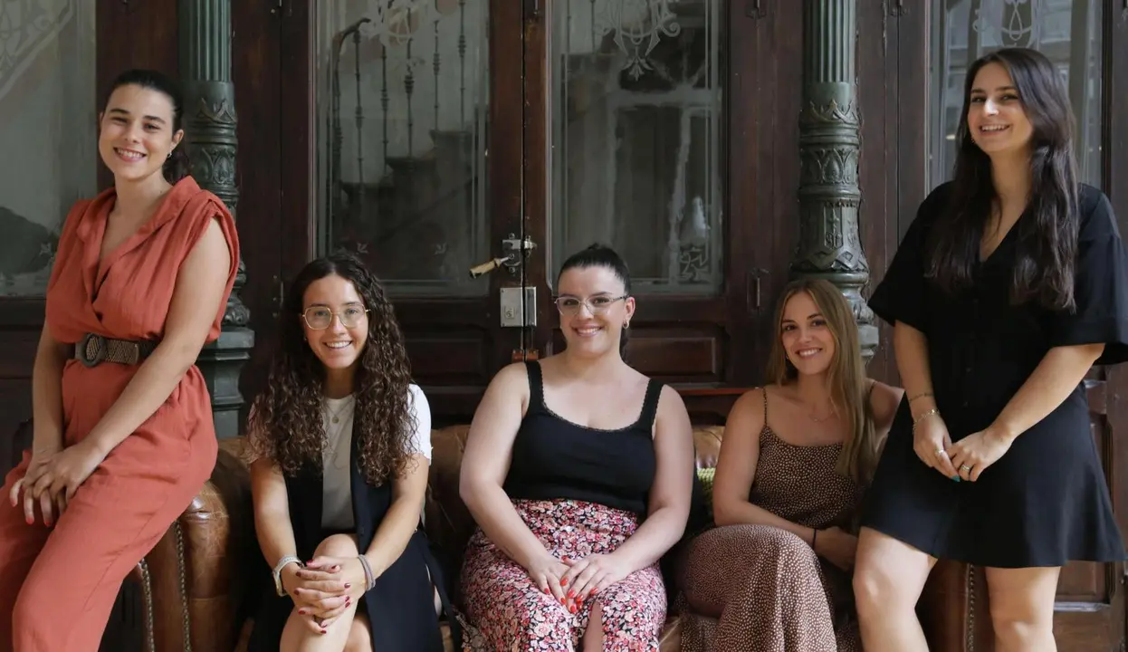 De izquierda a derecha, Raquel Ruiz, Ivet Honorato, Julia Garc&iacute;a, Marina Cervi&ntilde;o y Trinidad Florio.