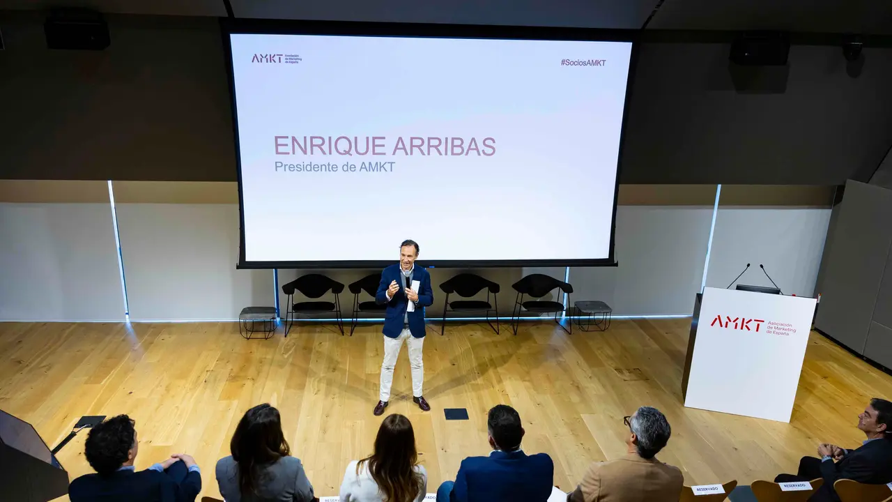 AMKT arribas