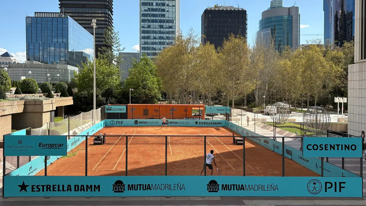 pista tenis mutua