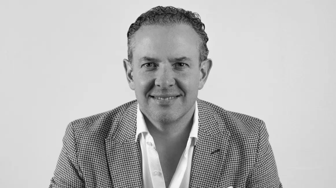 ANDR&Eacute;S McCann