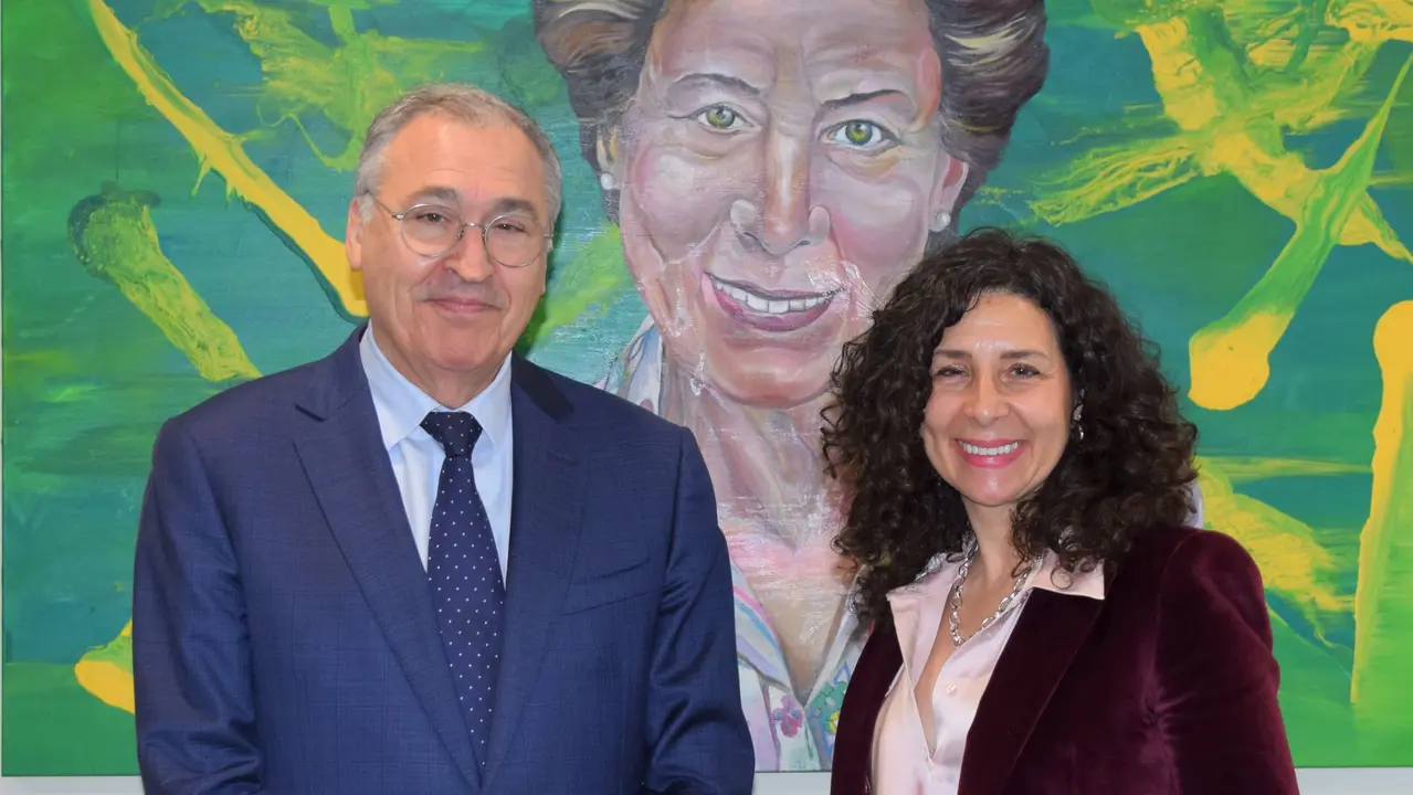 Foto de Juan Miguel Martínez Gabaldón y Lourdes Gullón