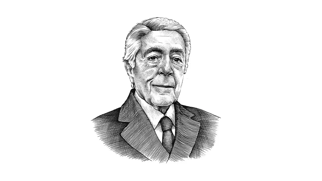 augusto mac&iacute;as
