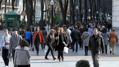 FOTO:JORDI ALEMANY 03/03/12 GENTE EN LA GRAN VIA DE BILBAO
