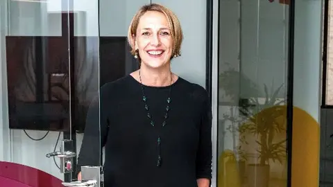 Deborah Gray, directora y fundadora de Canela