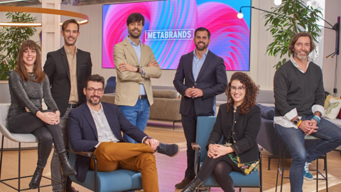 De izquierda a derecha: Luc&iacute;a &Aacute;lvarez, Eneko Pol, Juan Ram&oacute;n Torregrosa, Hugo Albornoz, Vicente Ros, Cristina Lera y Poncho Garc&iacute;a-Valenzuela