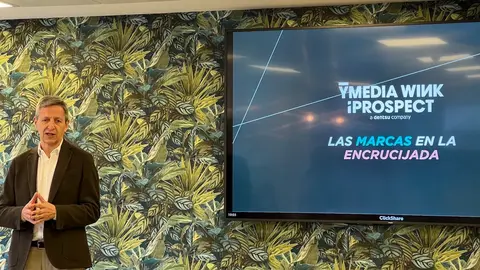 Imagen de Rafael Urbano en la presentaci&oacute;n del estudio