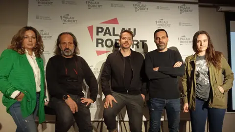 De izquierda a derecha Berta Fola, Jordi Pi, Enric Esteban, Roc Massaguer, Georgina Campoy