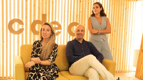 De izquierda a derecha: Natalia, Curro y Candela