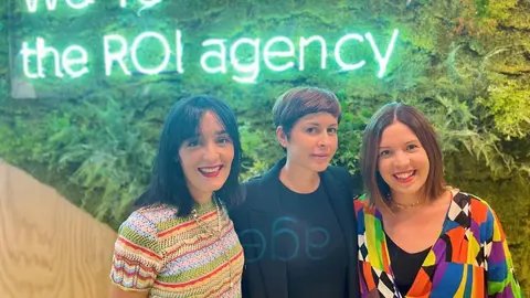 De izda. a dcha.:  In&eacute;s Herrero, Ana Donaire y Rebeca Garc&iacute;a