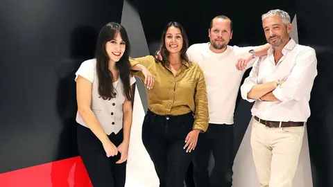 De izq. a derecha: Esther Heredia, Kelya Ram&iacute;rez, Sebasti&aacute;n Sanchez y Jes&uacute;s Ovejero