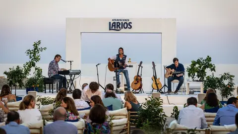 larios atardecer