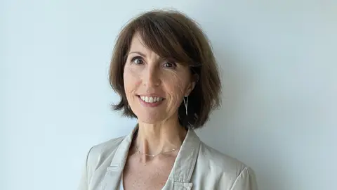 Rosa Irismedia