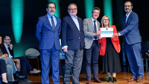BECAS CONGRESO SEOM oct 2024