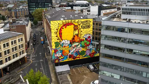 CAMPA&Ntilde;A londres mahou