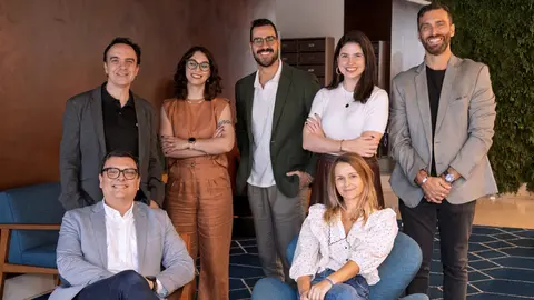 LLYC adquiere Digital Solvers
