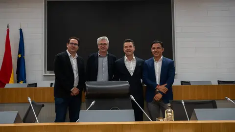 De izq. a derecha: César Tello, Aquilino Peña, José Antonio Martínez Aguilar y José María Baños