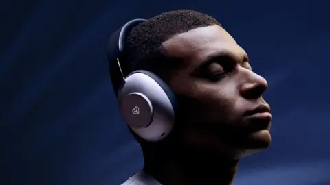 mbapp&eacute; loewe auriculares