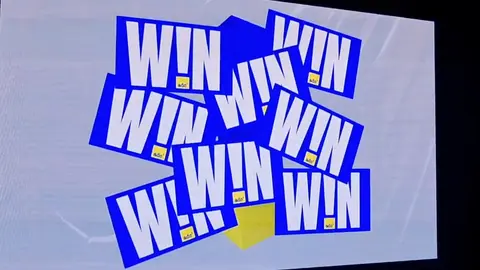 premios W!n