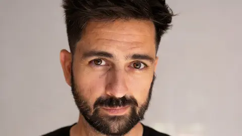 V&iacute;ctor Ogilvy