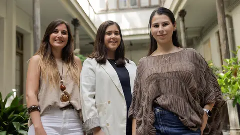 De izquierda a derecha: Sandra Preciados, Eva Sastre y Luc&iacute;a Reino
